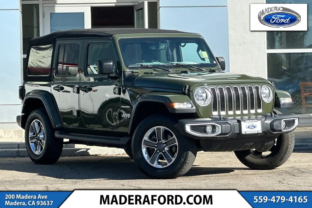 2021 Jeep Wrangler Unlimited Sahara — photo 1 of 13
