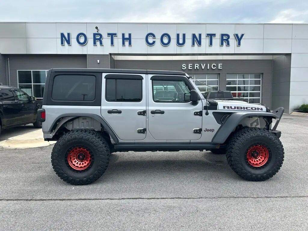 2018 Jeep Wrangler Unlimited Rubicon — photo 1 of 13