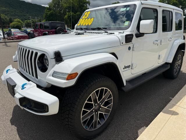 2023 Jeep Wrangler Sahara 4xe