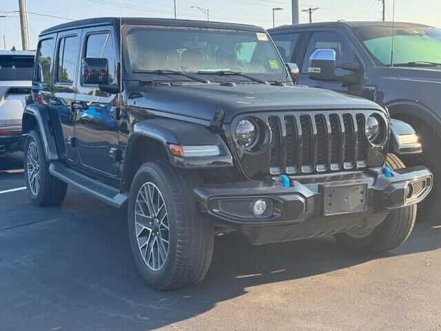 2023 Jeep Wrangler Sahara 4xe