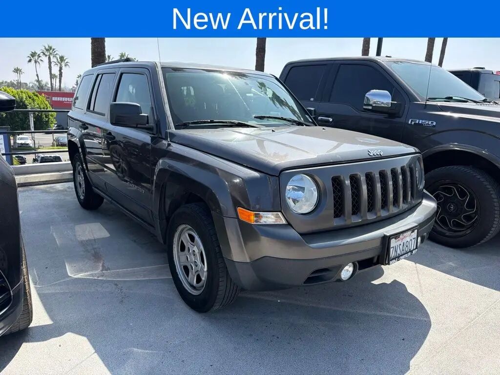 2016 Jeep Patriot Sport — photo 1 of 12