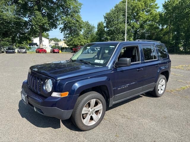 2015 Jeep Patriot Latitude — photo 1 of 13