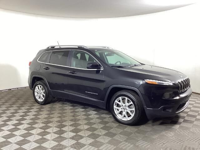 2015 Jeep Cherokee Latitude — photo 1 of 1