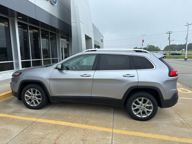 2018 Jeep Cherokee Latitude