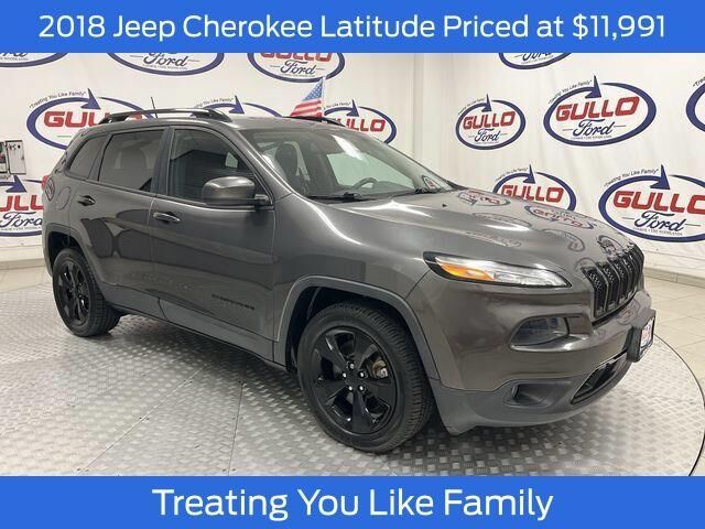 2018 Jeep Cherokee Latitude — photo 1 of 13