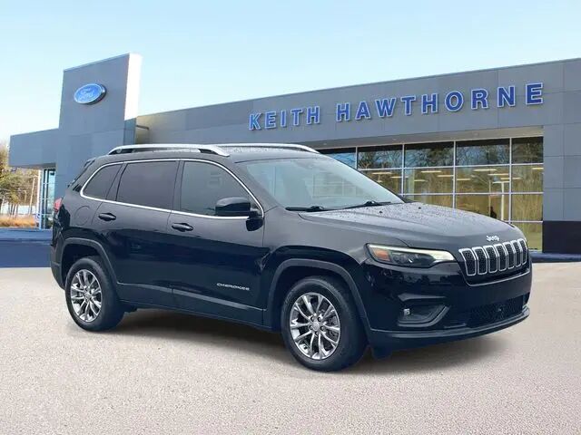 2021 Jeep Cherokee Latitude Plus — photo 1 of 13