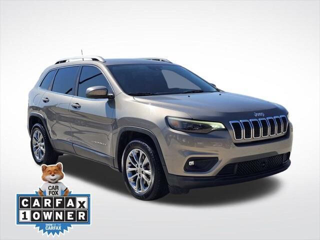 2021 Jeep Cherokee Latitude Plus — photo 1 of 13