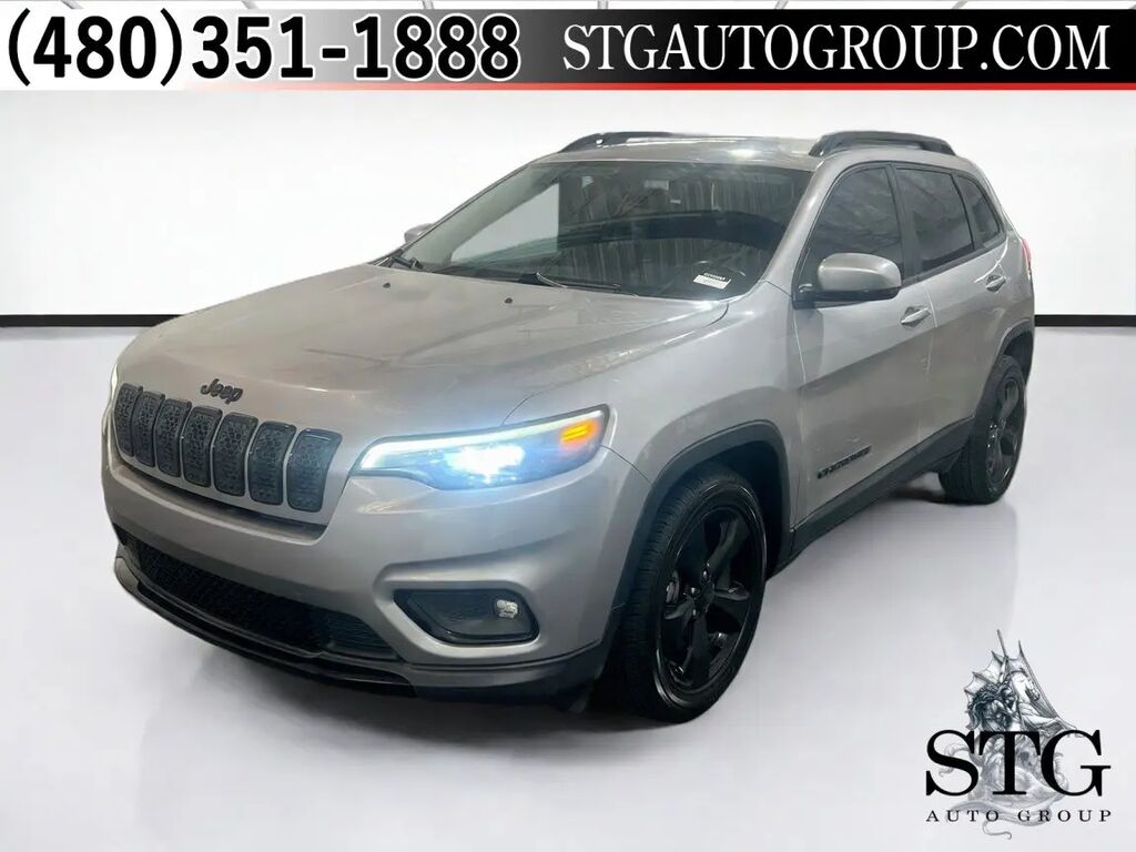 2019 Jeep Cherokee Altitude — photo 1 of 13