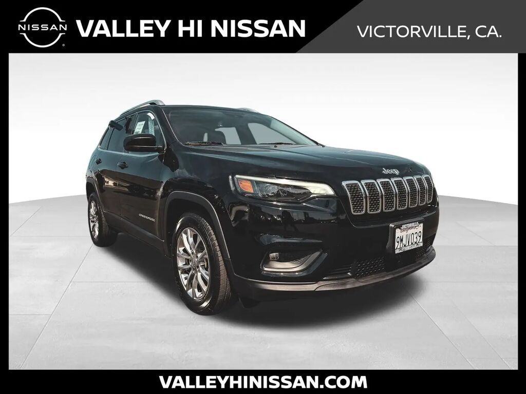 2021 Jeep Cherokee Latitude Lux — photo 1 of 13