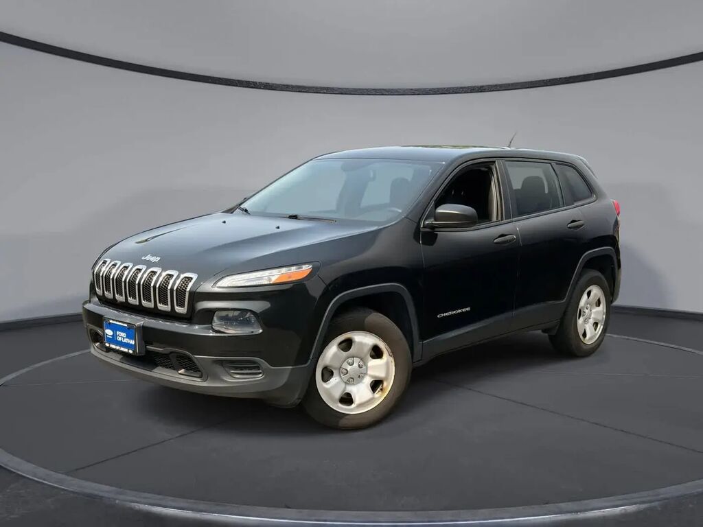2016 Jeep Cherokee Sport — photo 1 of 13