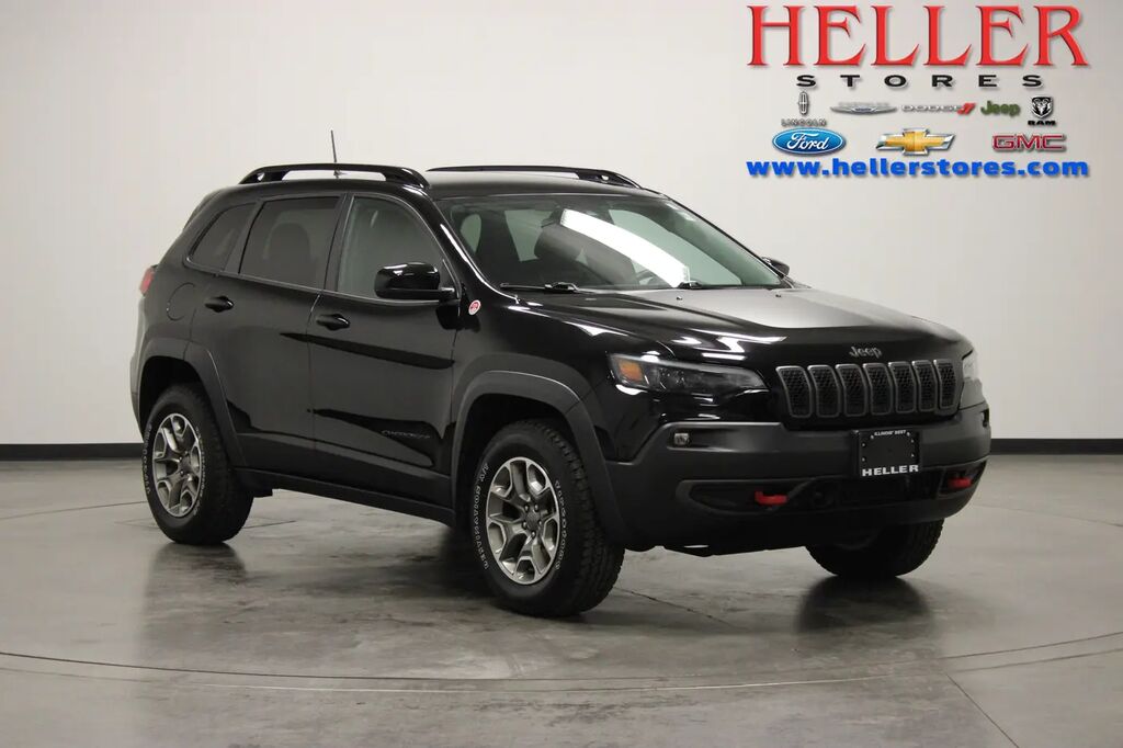 2022 Jeep Cherokee Trailhawk — photo 1 of 13