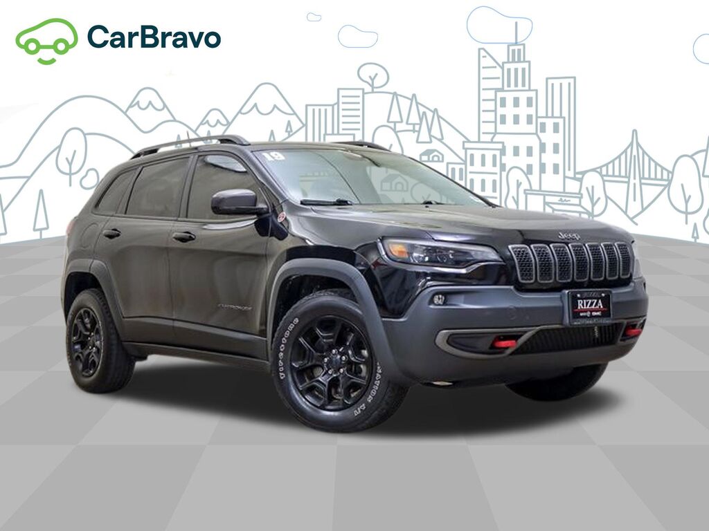 2019 Jeep Cherokee Trailhawk 4x4 — photo 1 of 7