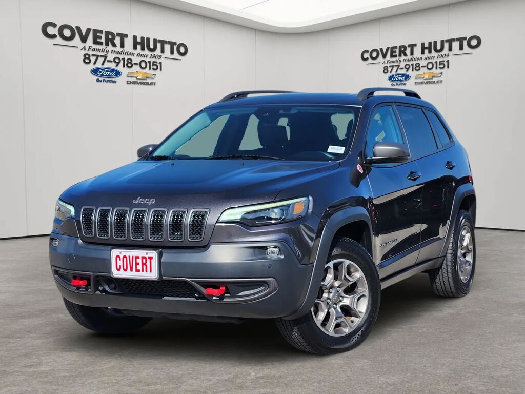 2020 Jeep Cherokee Trailhawk — photo 1 of 13