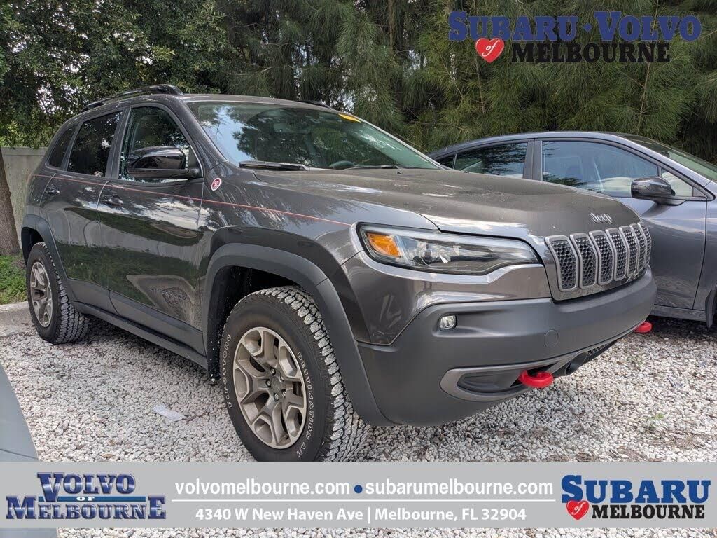 2022 Jeep Cherokee Trailhawk — photo 1 of 1