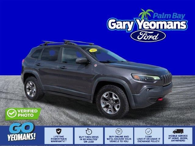 2019 Jeep Cherokee Trailhawk — photo 1 of 13