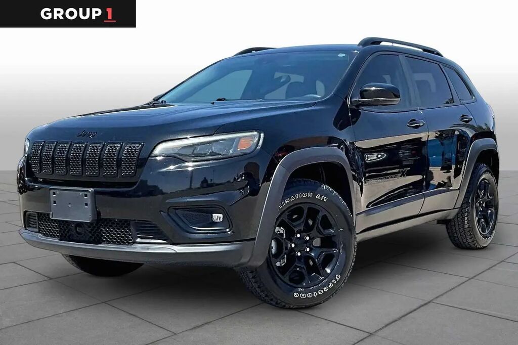 2022 Jeep Cherokee X — photo 1 of 13