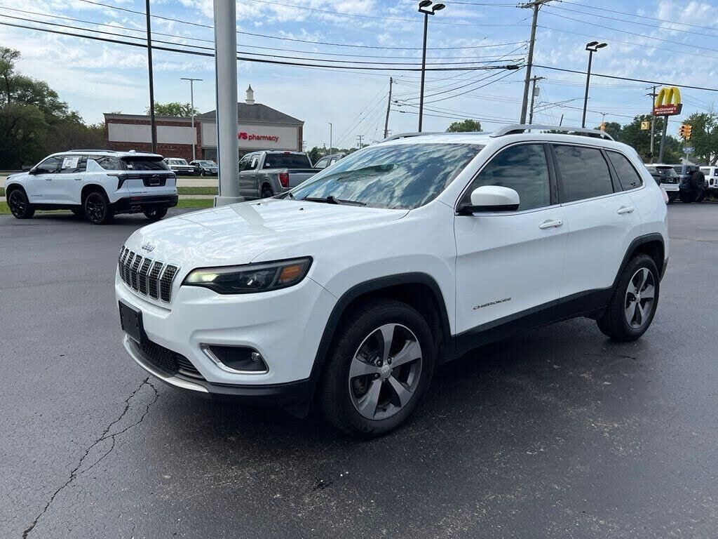 2019 Jeep Cherokee Limited — photo 1 of 1