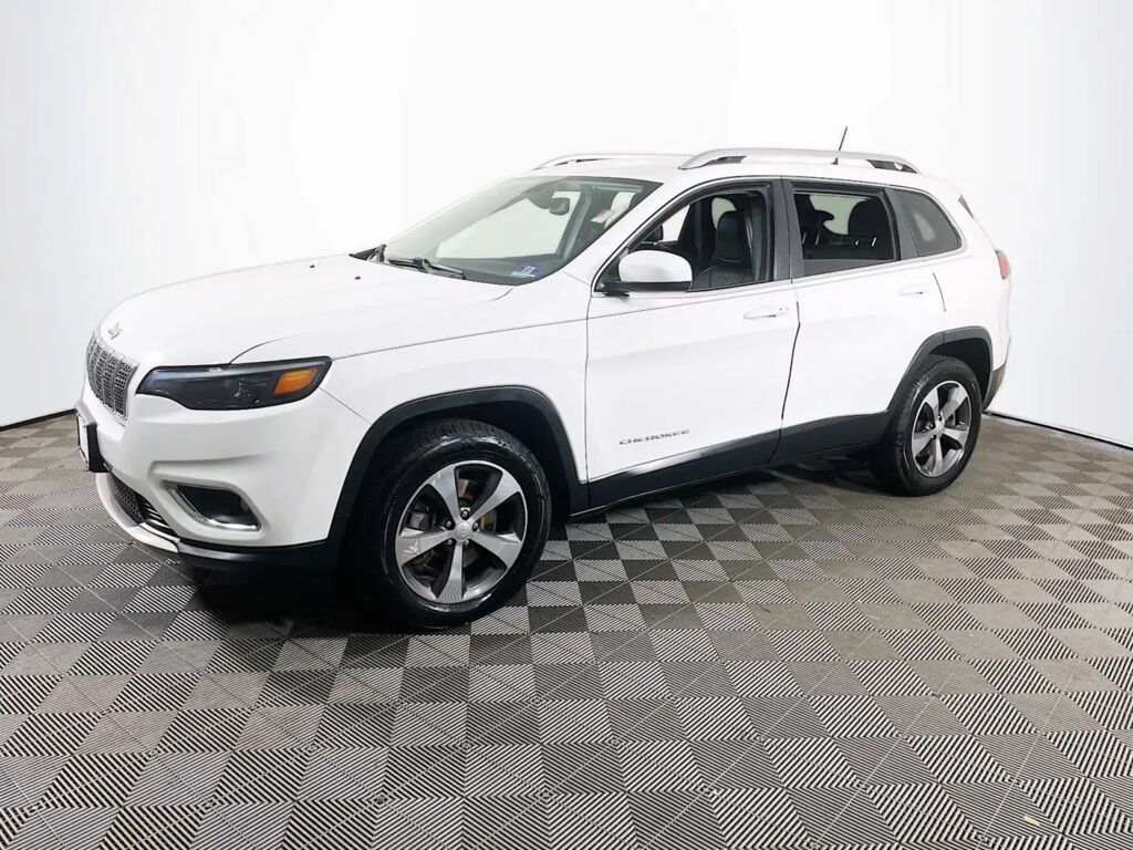 2020 Jeep Cherokee Limited — photo 1 of 13