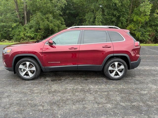 2021 Jeep Cherokee Limited — photo 1 of 13