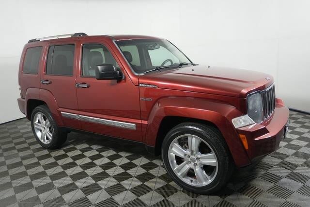 2012 Jeep Liberty Jet Edition — photo 1 of 12