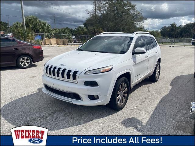 2017 Jeep Cherokee Overland