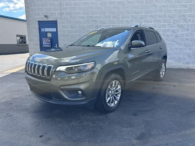 2019 Jeep Cherokee Latitude Plus — photo 1 of 4