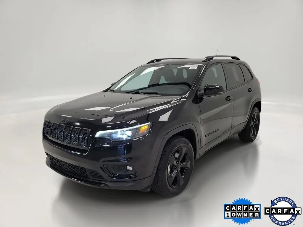 2021 Jeep Cherokee Latitude Plus — photo 1 of 13