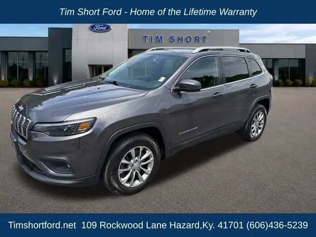 2019 Jeep Cherokee Latitude Plus — photo 1 of 13