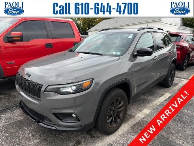 2023 Jeep Cherokee Altitude Lux