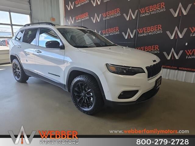 2023 Jeep Cherokee Altitude Lux