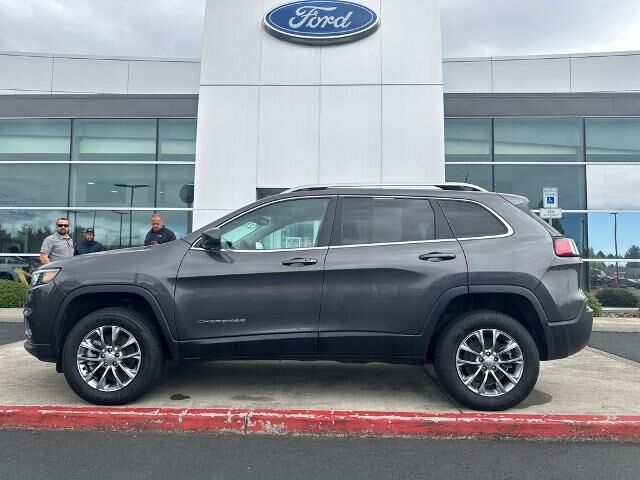 2021 Jeep Cherokee Latitude Lux