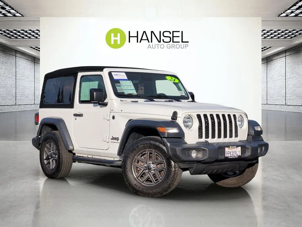 2024 Jeep Wrangler Sport — photo 1 of 12