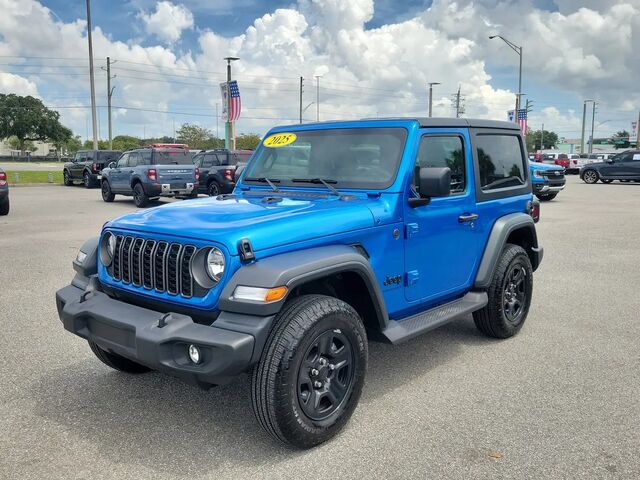 2025 Jeep Wrangler Sport