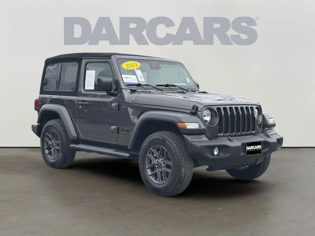 2024 Jeep Wrangler Sport — photo 1 of 13