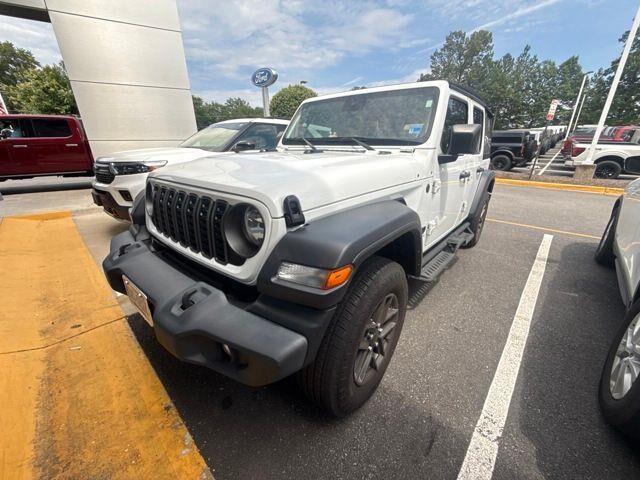 2024 Jeep Wrangler Sport