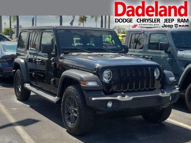 2024 Jeep Wrangler Sport — photo 1 of 13