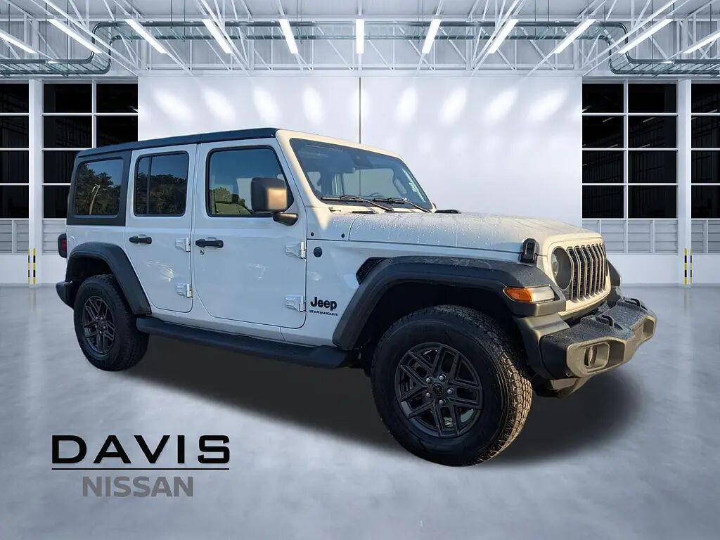 2024 Jeep Wrangler Willys — photo 1 of 13