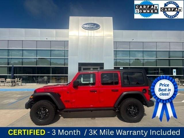 2025 Jeep Wrangler Sport — photo 1 of 12