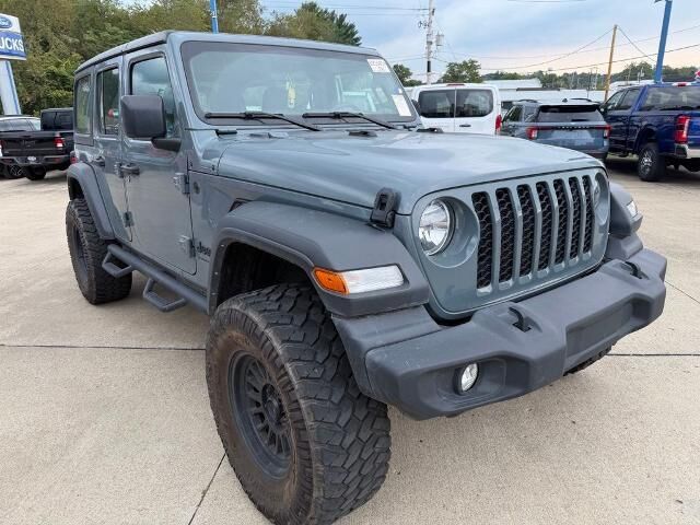2024 Jeep Wrangler Sport