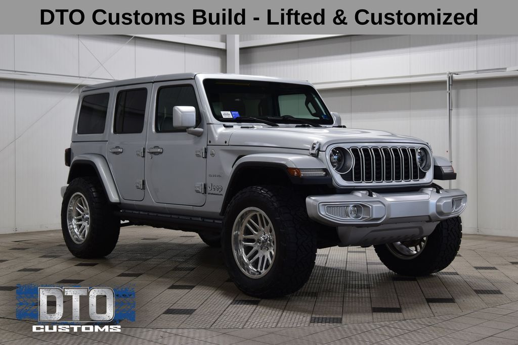 2024 Jeep Wrangler Sahara — photo 1 of 13