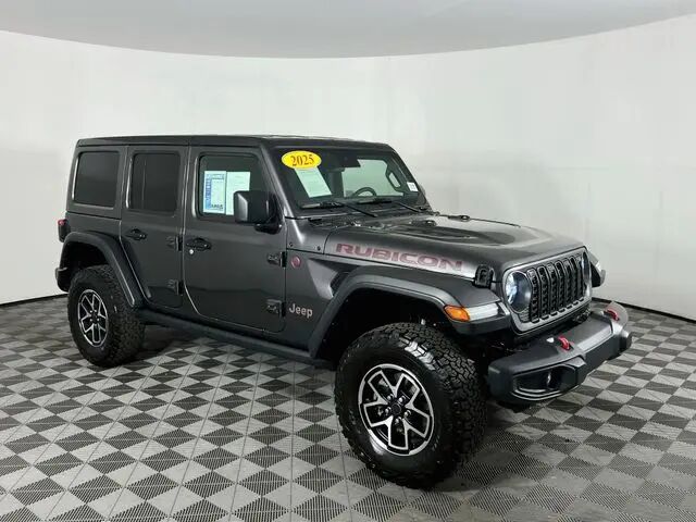 2025 Jeep Wrangler Rubicon — photo 1 of 13
