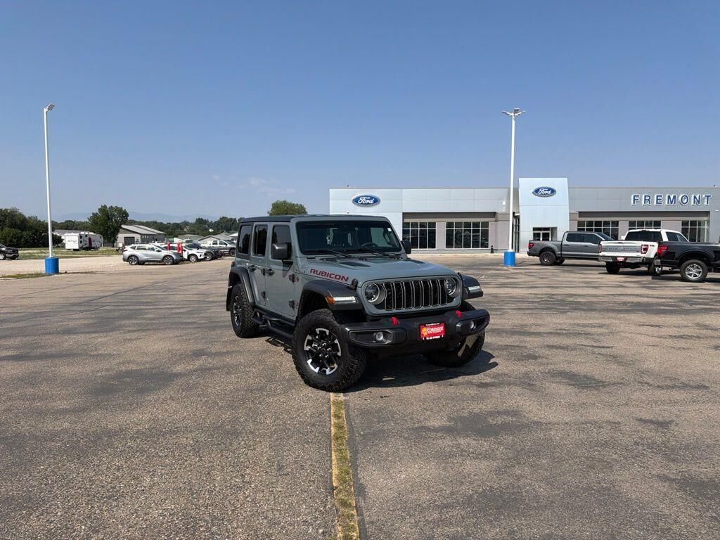 2024 Jeep Wrangler Rubicon — photo 1 of 39