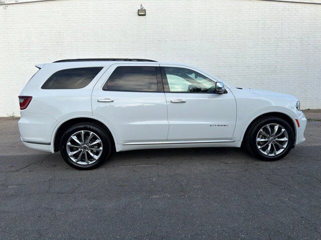 2022 Dodge Durango Citadel — photo 1 of 9