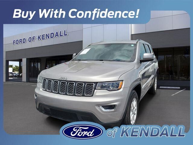 2018 Jeep Grand Cherokee Laredo — photo 1 of 2