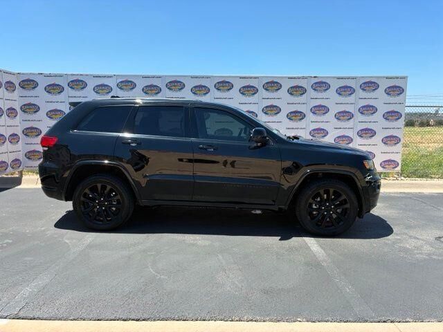 2021 Jeep Grand Cherokee Laredo E