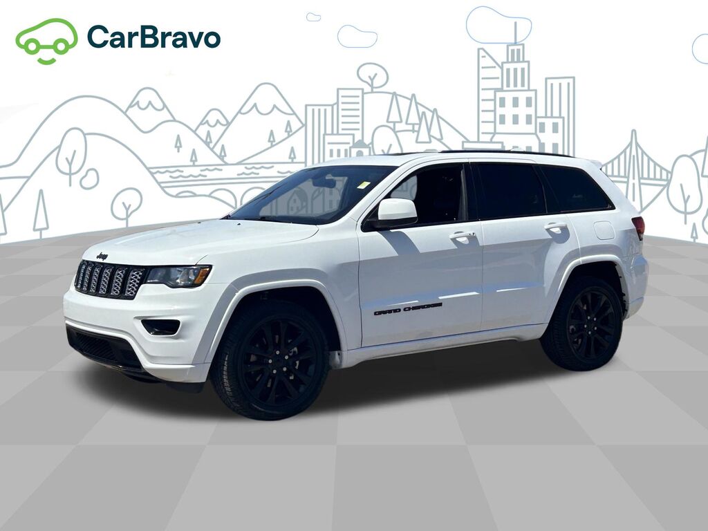 2020 Jeep Grand Cherokee Altitude 4x2 — photo 1 of 7