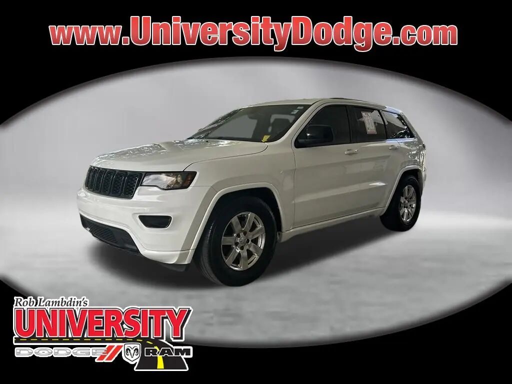 2017 Jeep Grand Cherokee Laredo E — photo 1 of 13