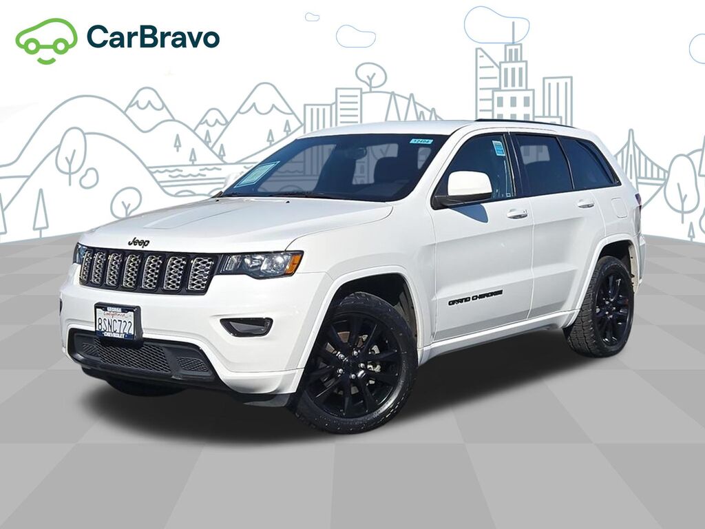 2020 Jeep Grand Cherokee Altitude 4x2 — photo 1 of 6