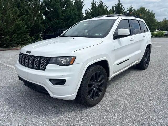 2017 Jeep Grand Cherokee Altitude