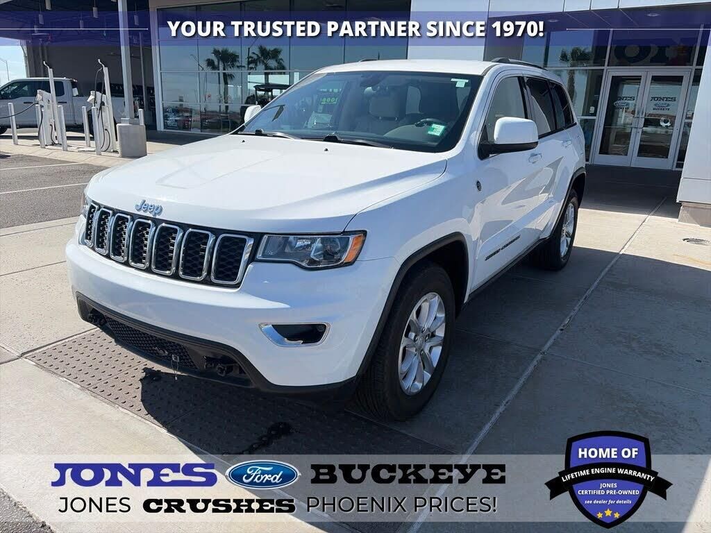 2021 Jeep Grand Cherokee Laredo E — photo 1 of 2